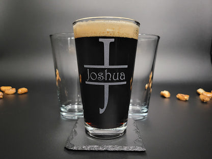 Signature Monogram Letter Pint Glass – Personalized 16oz Barware