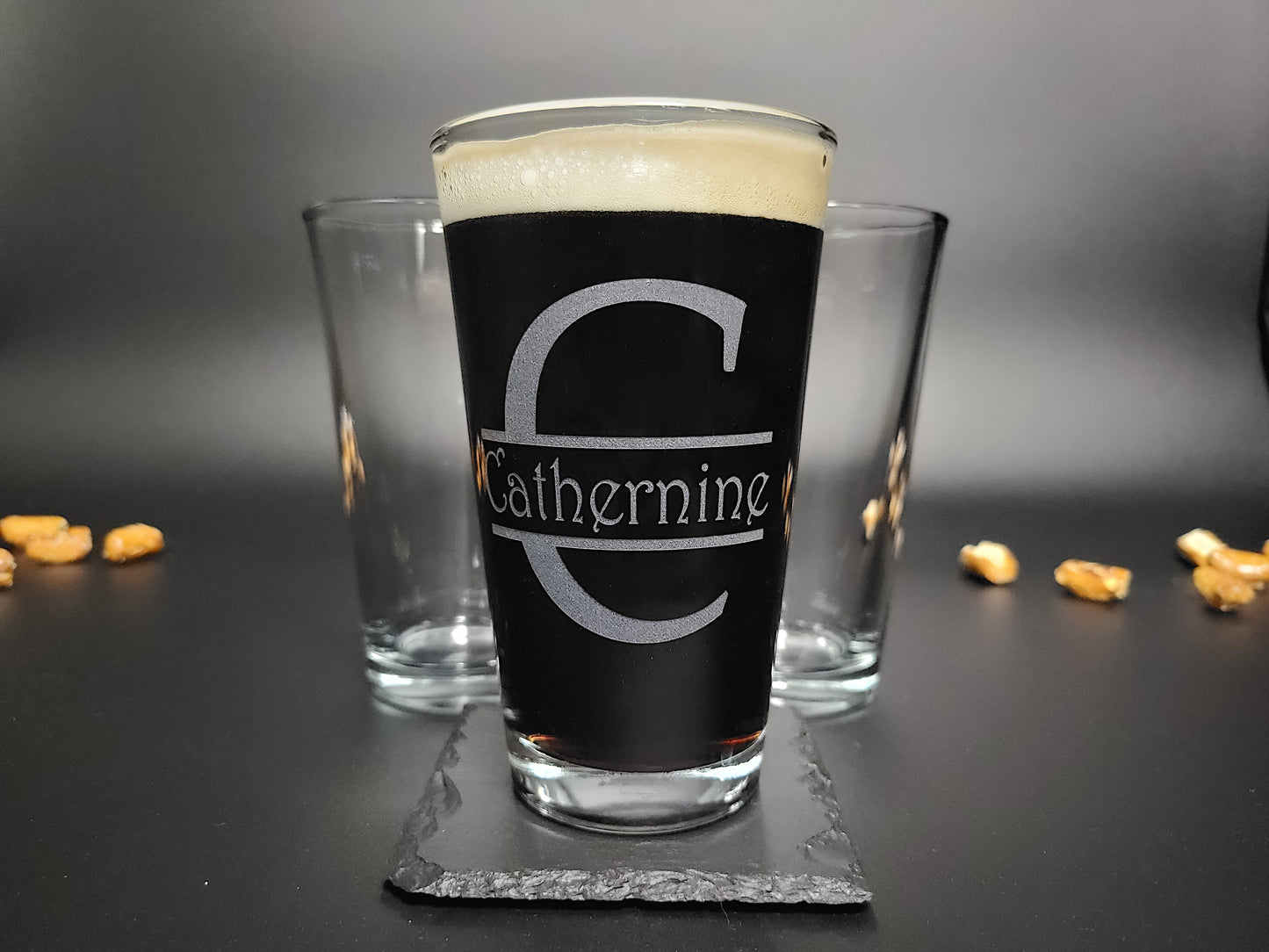 Signature Monogram Letter Pint Glass – Personalized 16oz Barware